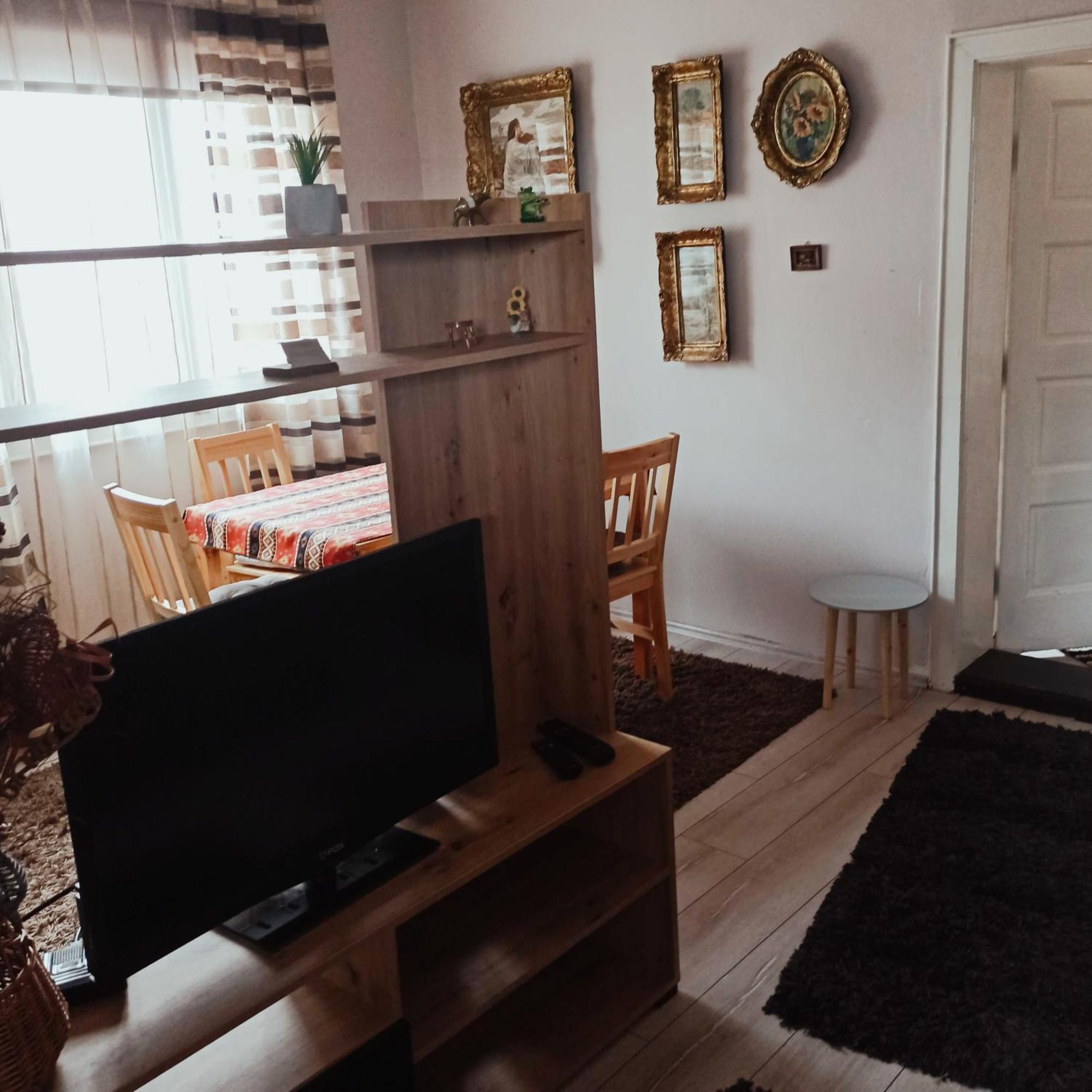 Apartamento Kuca Despot Kremna Habitación foto